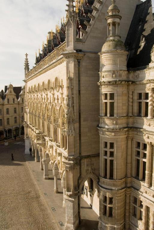 Appartements Du Beffroi Arras Esterno foto