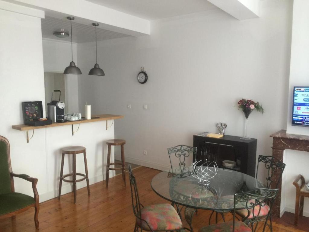 Appartements Du Beffroi Arras Esterno foto