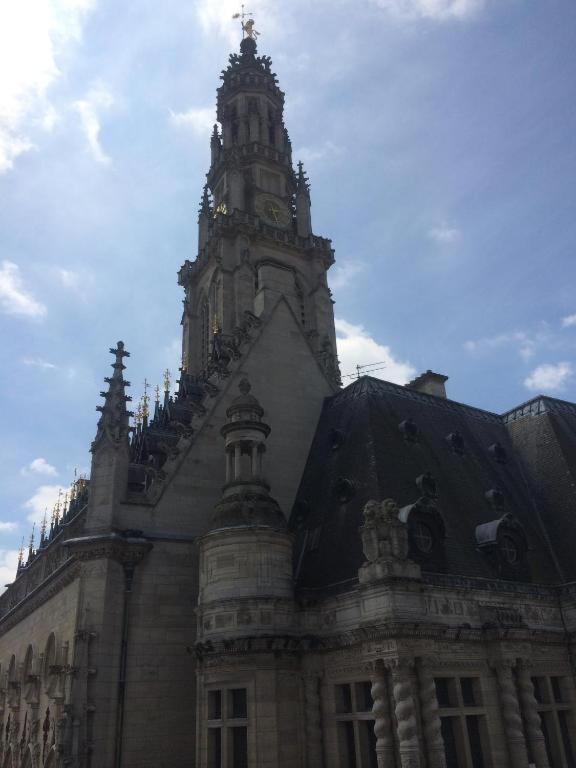Appartements Du Beffroi Arras Esterno foto