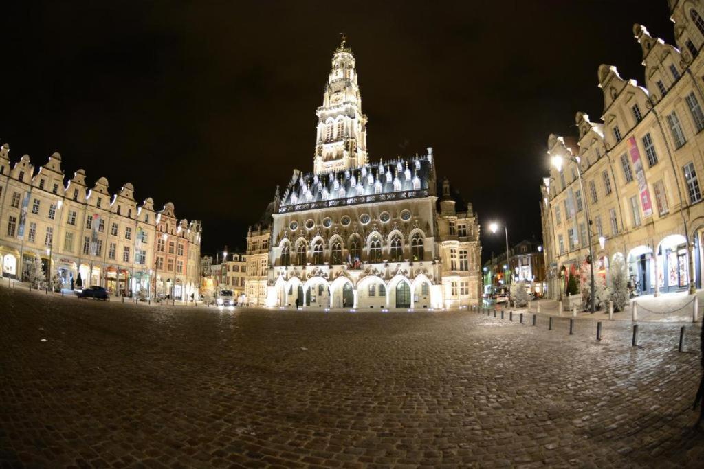 Appartements Du Beffroi Arras Esterno foto