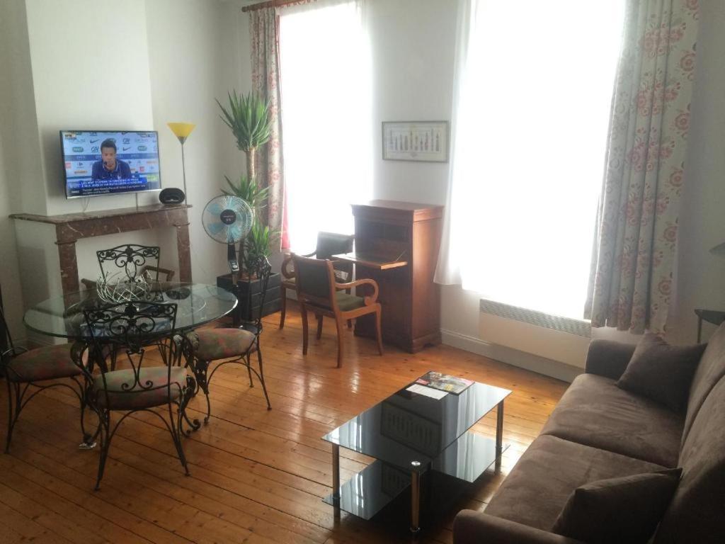 Appartements Du Beffroi Arras Esterno foto